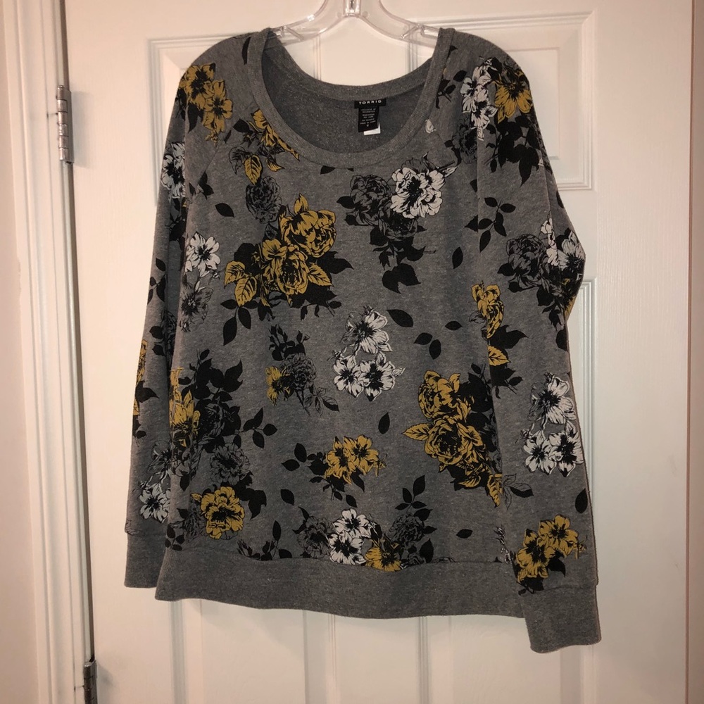 Floral sweatshirt